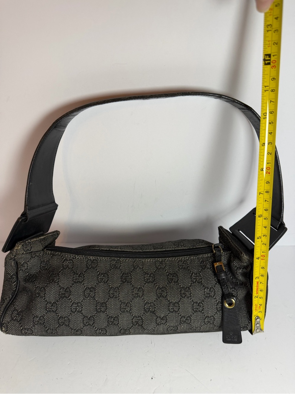 Gucci Y2K GG Monogram Canvas Denim Mini Baguette Style Shoulder Bag - Picture 4 of 16